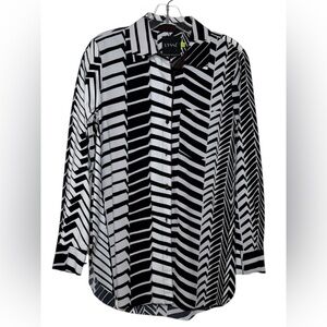 Lysse Schiffer  Black & White Button Down Microfiber Tunic Length Shirt XS